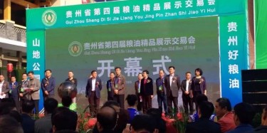 有個(gè)吃貨朋友是什么體驗(yàn)？