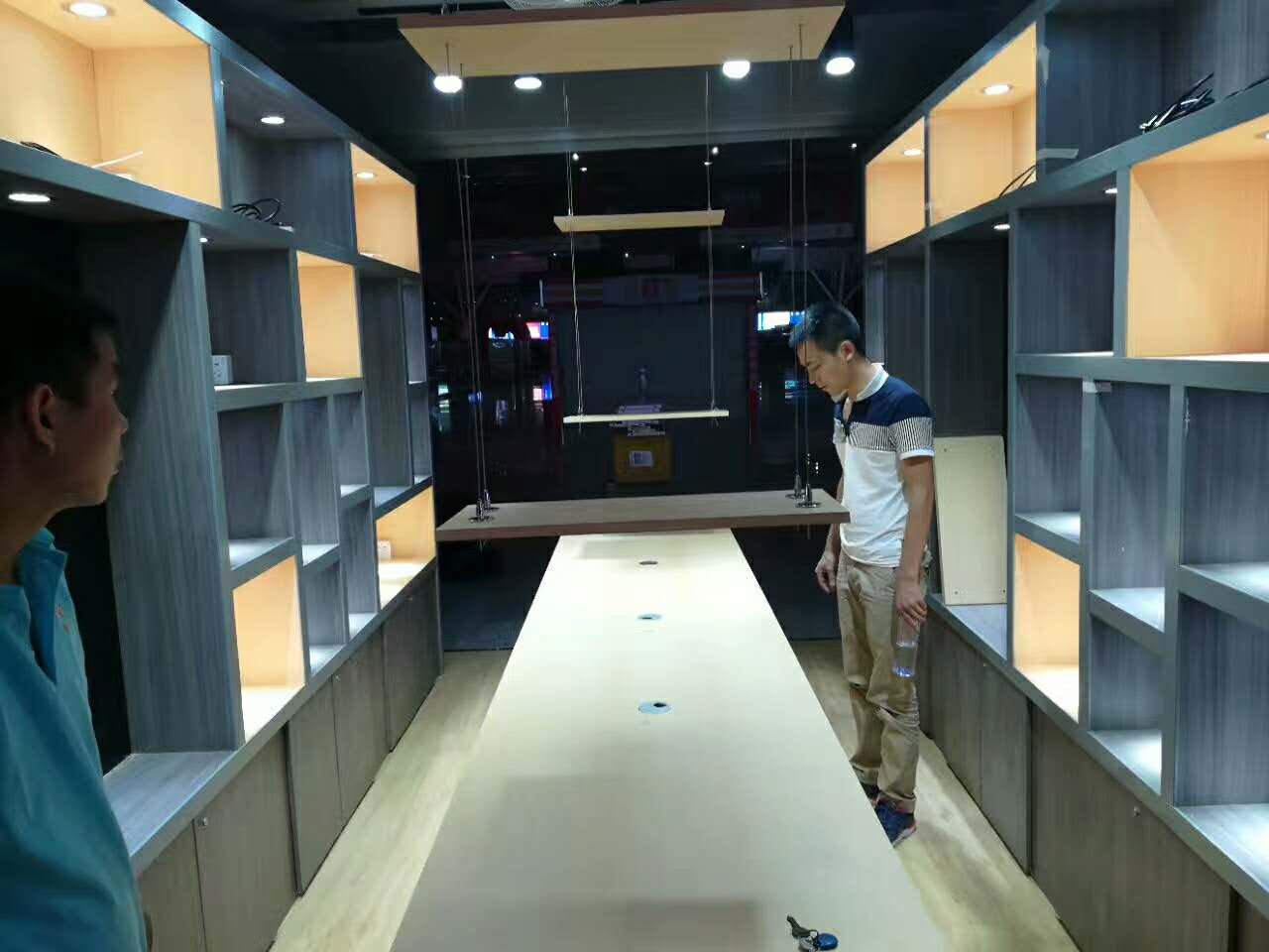 未來盒子——高鐵站展廳設(shè)計裝修 未來盒子——高鐵站展廳設(shè)計裝修